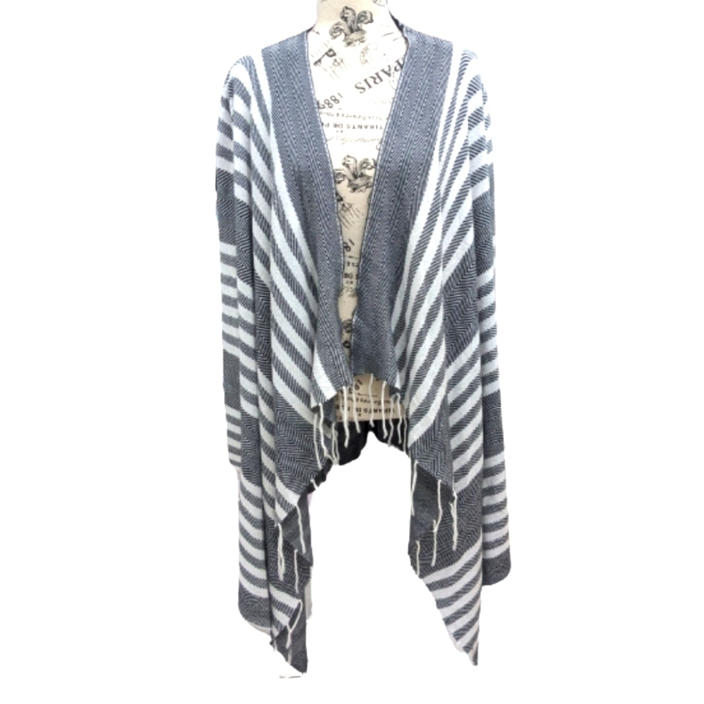 Simons Twik women's open front fringe poncho cardigan size M